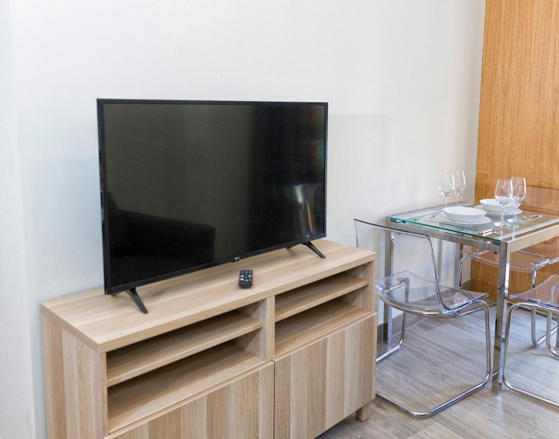 Apartamentos Onnight Малага Екстер'єр фото