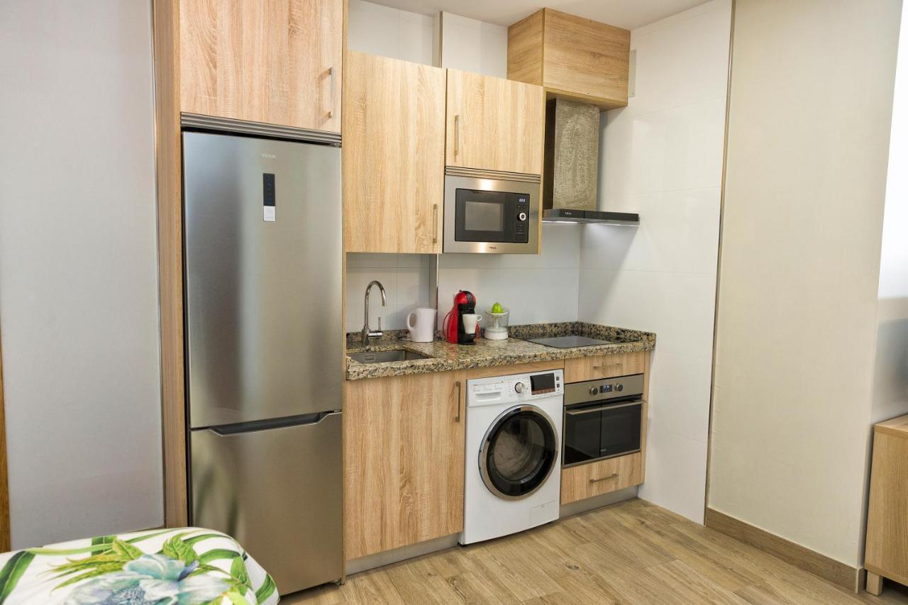 Apartamentos Onnight Малага Екстер'єр фото