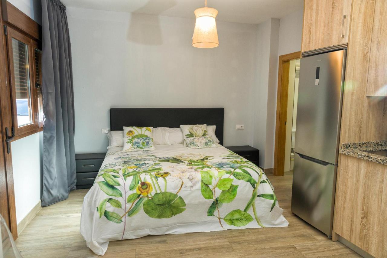 Apartamentos Onnight Малага Екстер'єр фото
