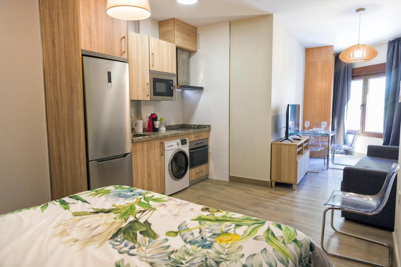 Apartamentos Onnight Малага Екстер'єр фото